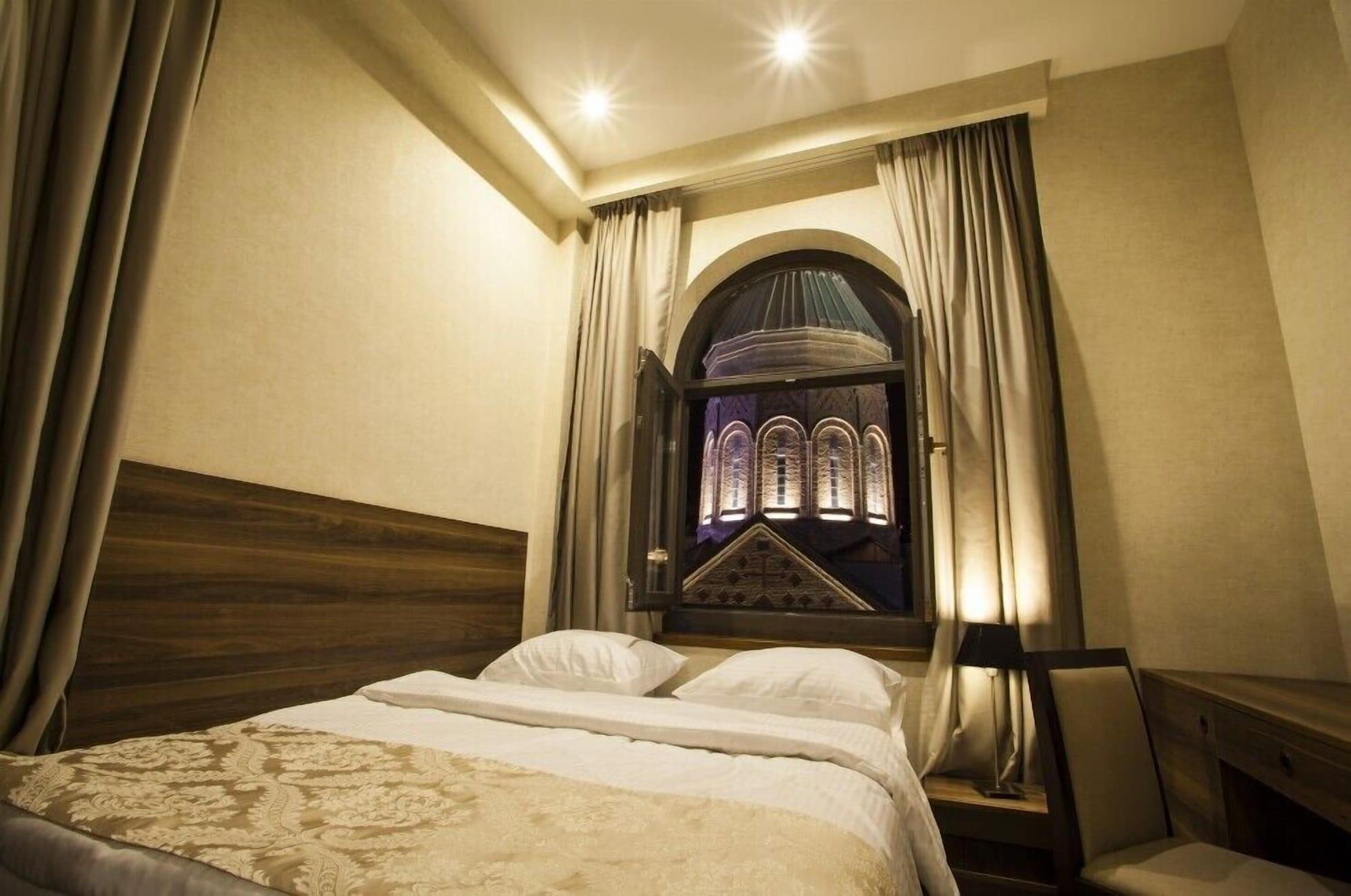 Old Meidan Tbilisi By Urban Hotels Exterior photo