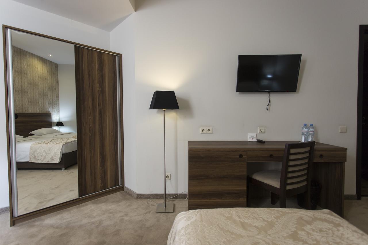 Old Meidan Tbilisi By Urban Hotels Exterior photo